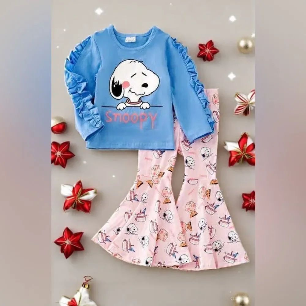 Snoopy’s Cozy Christmas Kids Boutique Set